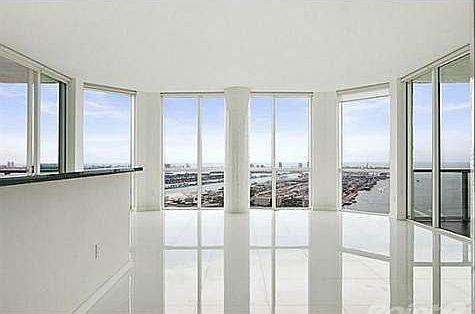 4th image of 244 Biscayne Blvd APT 4703