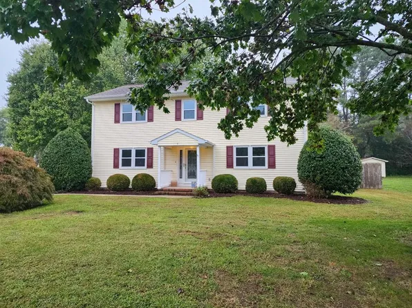5 Nelson Dr, Onancock, VA 23417