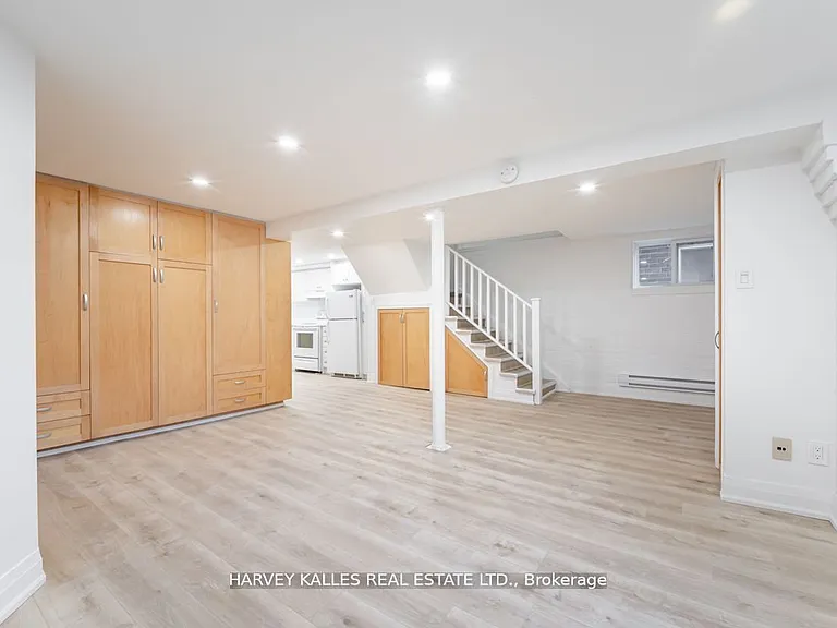 44 Browning Ave #BASEMENT — Photo 4