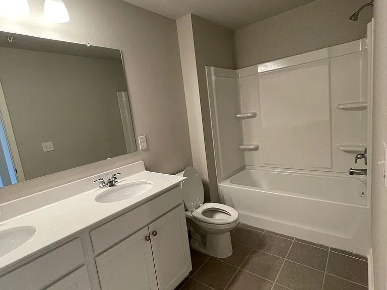 813 Upper Dove Ct — Photo 18