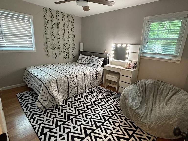 317 Woodside Dr — Photo 12