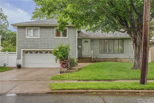 1st image of 69 Farmers Ave
