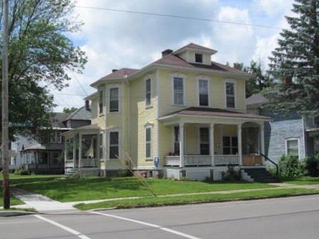 1st image of 301 N Franklin St