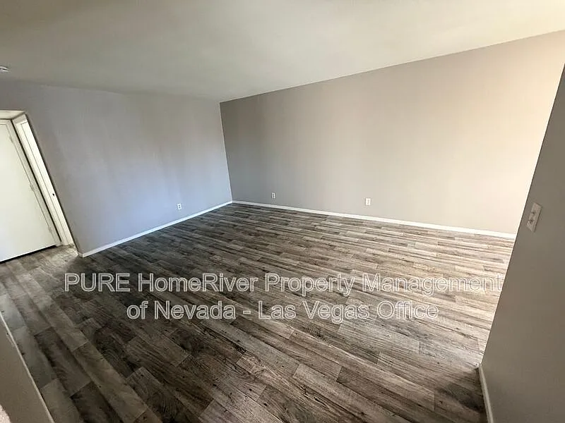 1 bed, 1.0 bath, 671 sqft, $800 — Photo 3