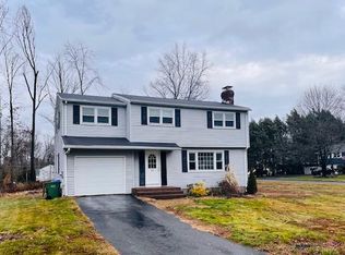 65 Princeton Ln, Glastonbury, CT 06033