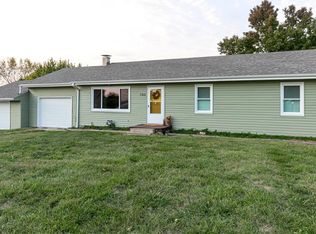 103 Fern Cir, Dearborn, MO 64439
