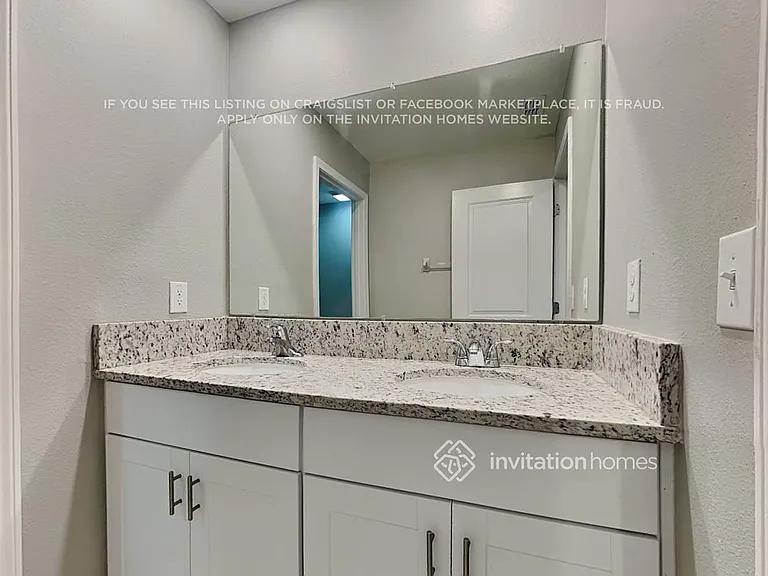 11908 Miracle Mile Dr — Photo 18
