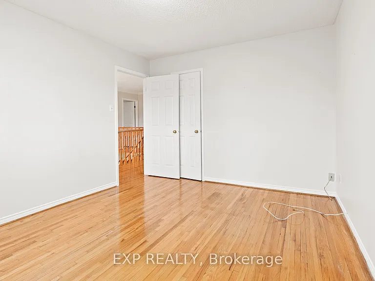 61 Dundee Cres #MAIN — Photo 34