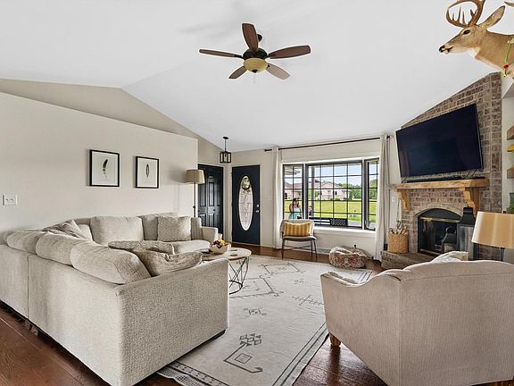 4th image of 5177 Catalina COURT