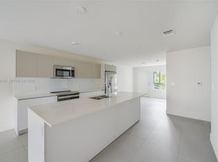 2535 NE 193rd St #3108, Miami, FL 33180