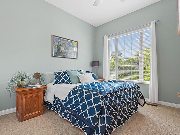 4th image of 1621 Tremont Ct