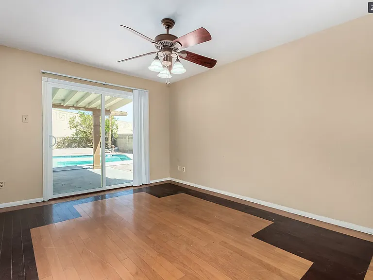 4403 S Terrace Rd — Photo 26