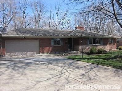 Beautiful Ranch/full finished basement
						:
						Beautiful ranch with full finished basement and matured treed lot.