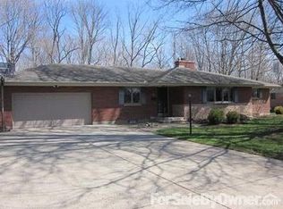 4156 Woodedge Dr, Bellbrook, OH 45305