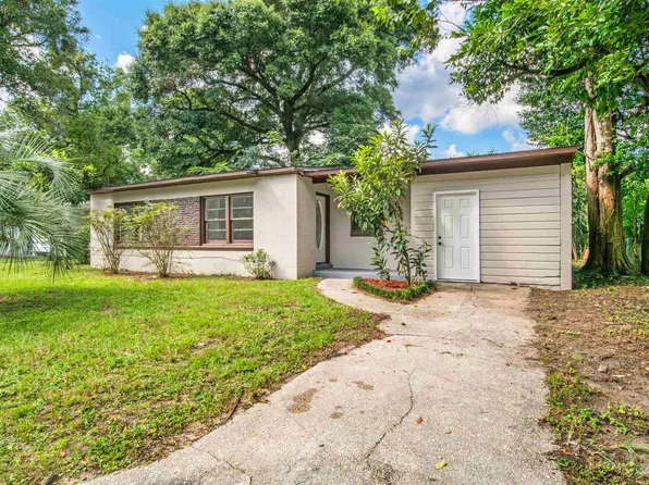 5502 Essex Rd, Pensacola, FL 32506