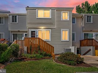 2208 Notely Ln, Crofton, MD 21114