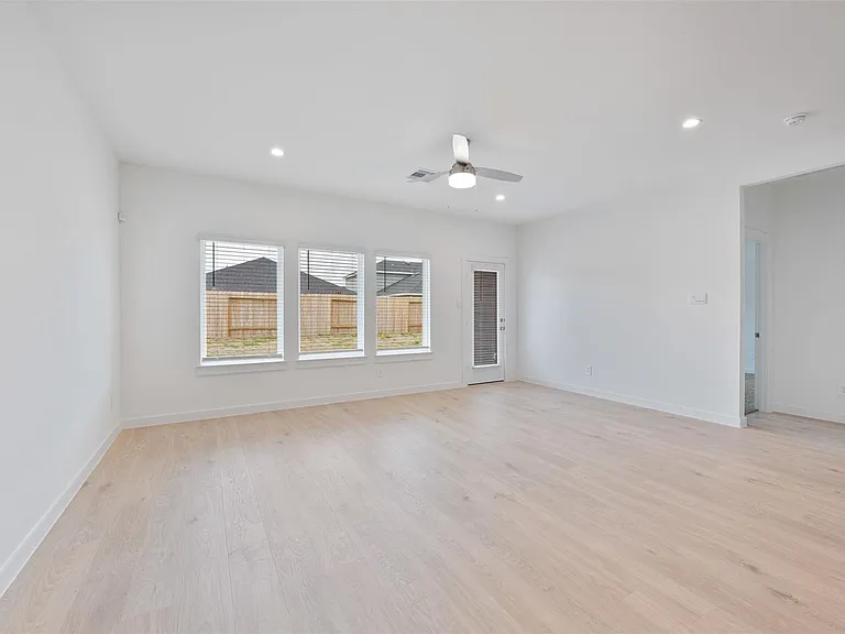 3123 Langley Bend Ln — Photo 12