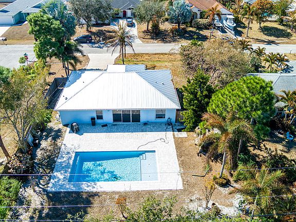 3rd image of 4334 SW Calah Circle