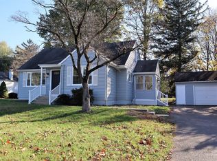 107 Ingleside Ave, Pennington, NJ 08534