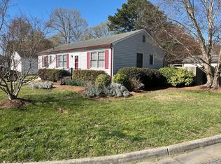 899 Charlotte Dr, Newport News, VA 23601