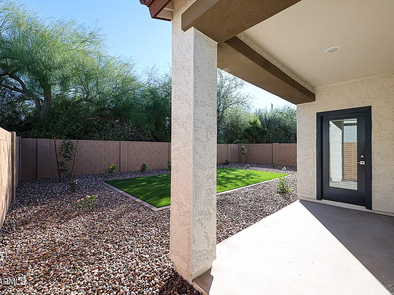 7763 N 86th Ln — Photo 20
