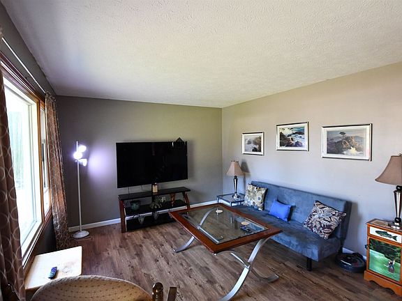 3rd image of 18284 Migro Ln