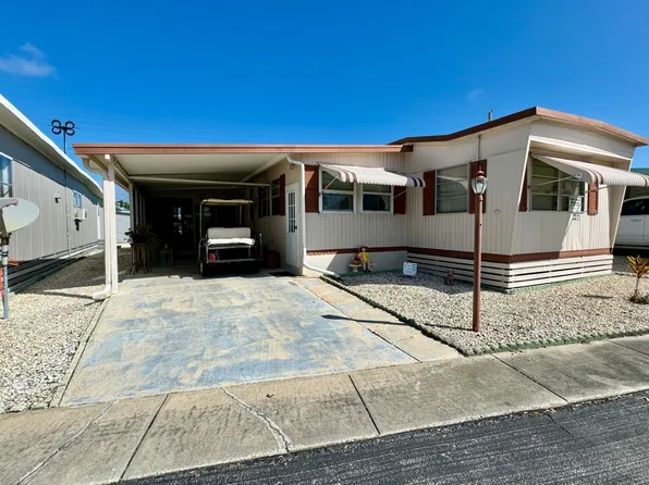 3271 2nd Ave, Mims, FL 32754