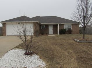 1080 Evergreen St, Centerton, AR 72719