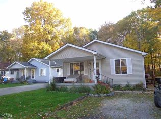 9119 Maple Rd, Algonac, MI
