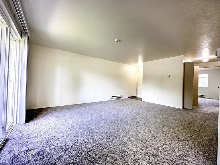 Winterhill Apartments — Photo 12