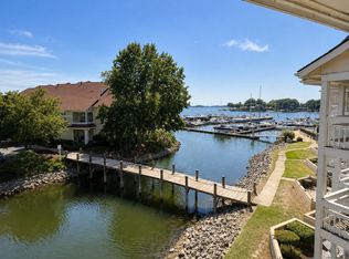 18015 Kings Point Dr APT L, Cornelius, NC 28031