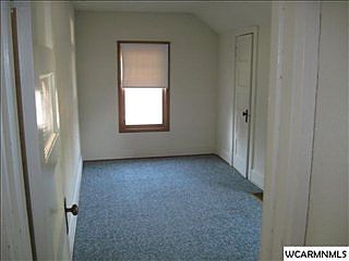4th image of 208 Haarfager Ave N