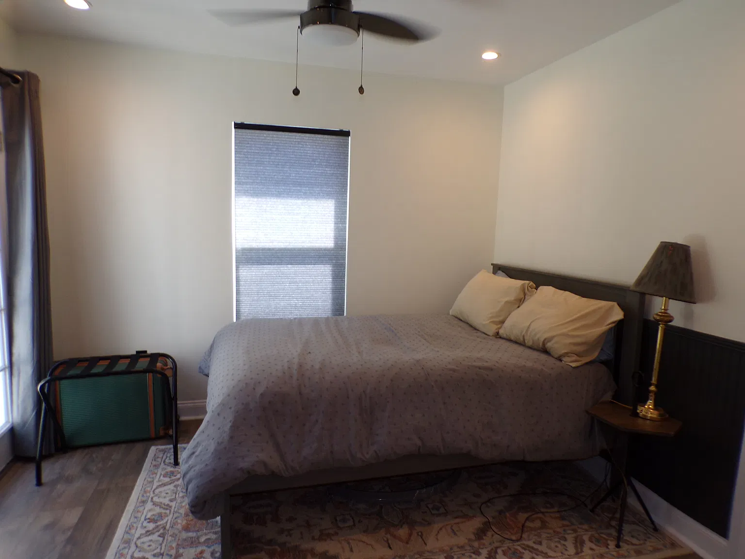 2 bed, 702 sqft, $1,350 — Photo 4