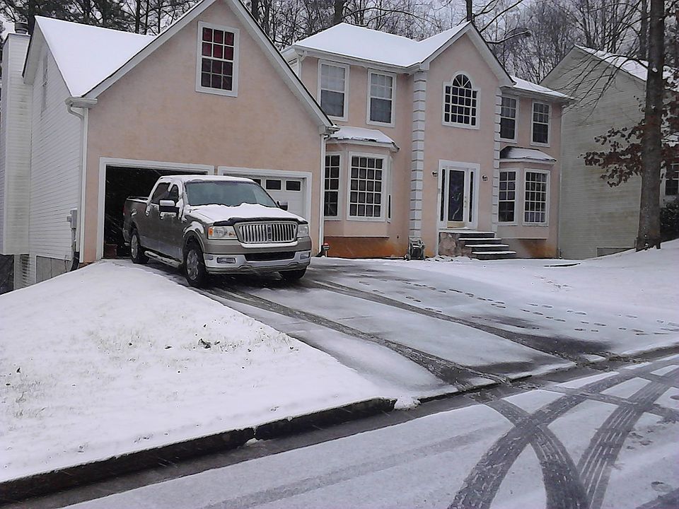 2nd image of 1614 Linksview Way