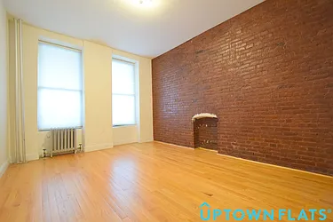 Rented by Uptown Flats LLC