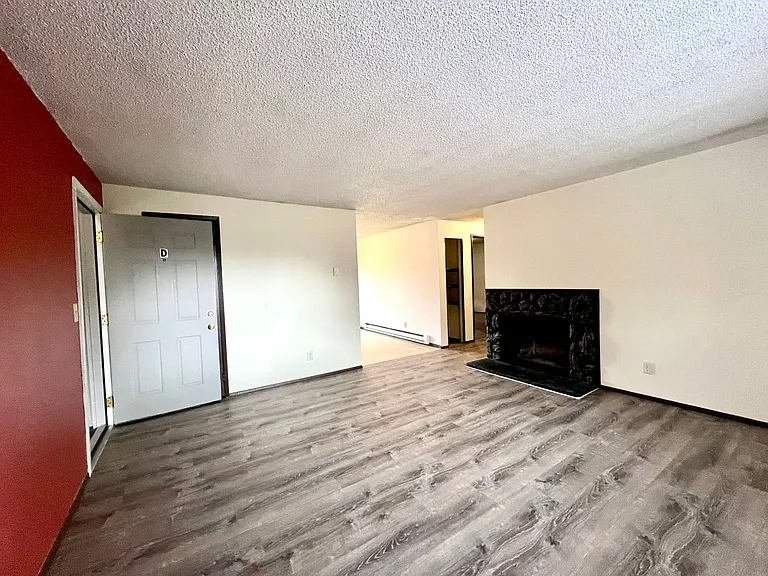 5032 S 58th St #D — Photo 10