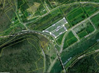 Mustang St, Duffield, VA 24244