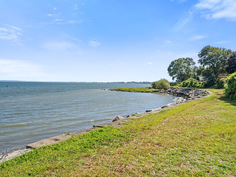 Shoreline walk across the street