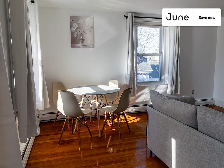 14 Bacon St — Photo 7