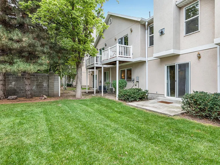 E Cotton Willow Ln — Photo 15
