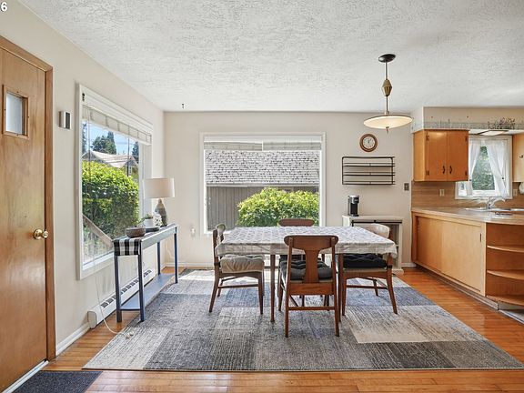 4th image of 710 11th St