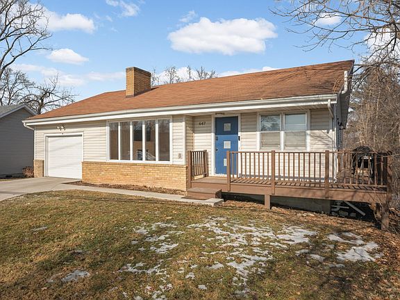 2nd image of 647 Mill St