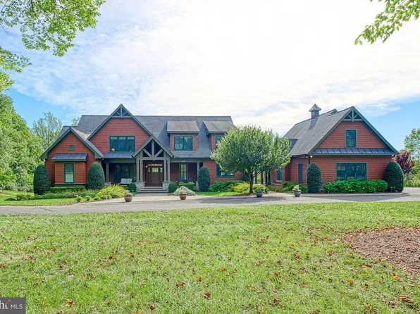 41531 Southpaw Pl, Leesburg, VA 20175