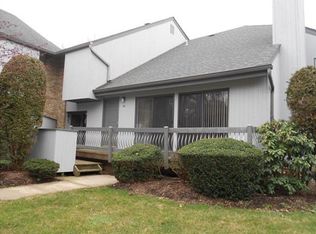 40 Wisteria Ct, Monmouth Jct, NJ 08852