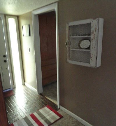 5th image of 631 Main St