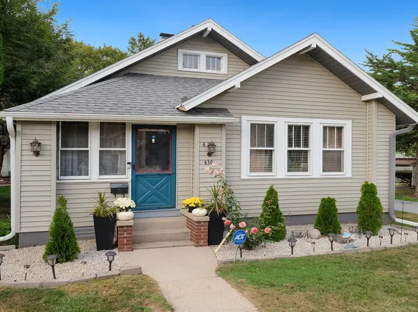 436 W Garfield St, Freeport, IL 61032