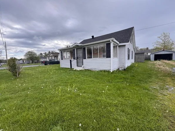 124 Pine St, Shady Spring, WV 25918