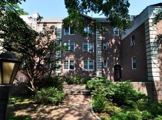 822 Palmer Rd APT 2A, Bronxville, NY 10708
