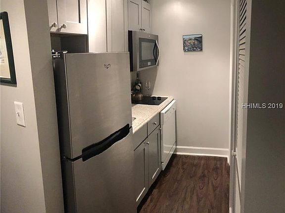 3rd image of 34 Forest Beach Dr APT B-2