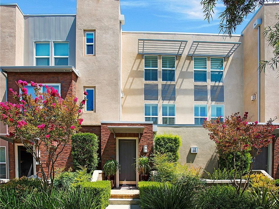 1st image of 9 Brownstone Way